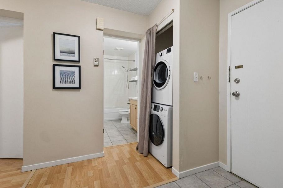 2 224 E 12th Avenue Vancouver, BC - 23
