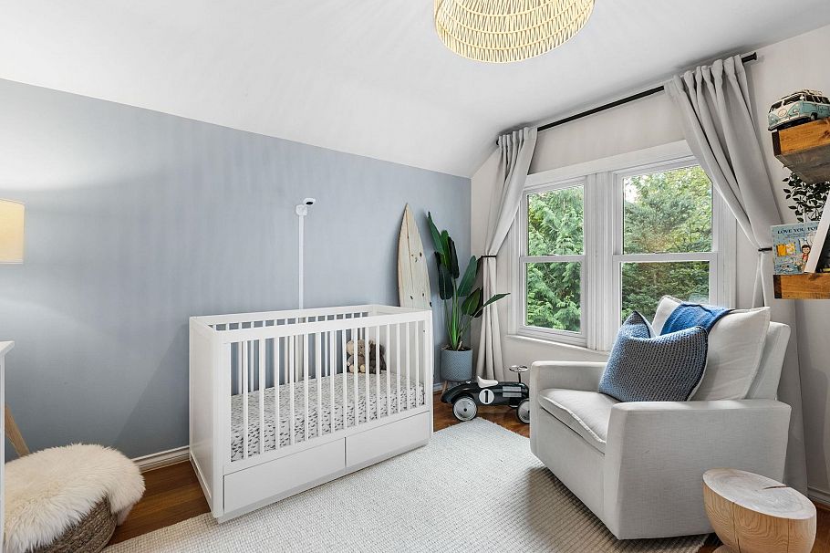 1 650 W Keith Road North Vancouver, BC - 16