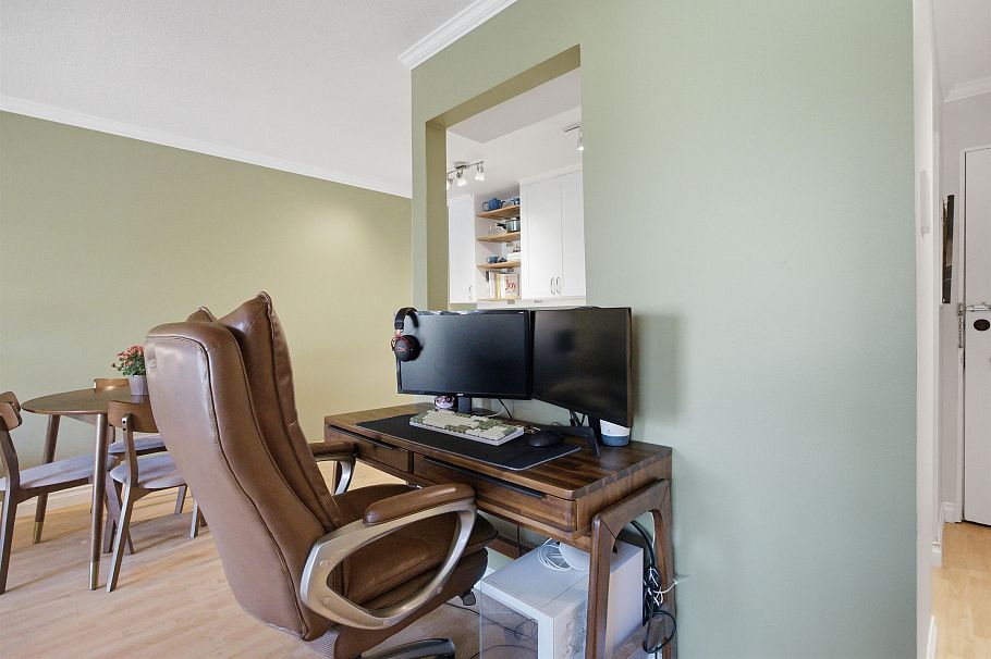 203 36 E 14th Avenue Vancouver, BC - 9