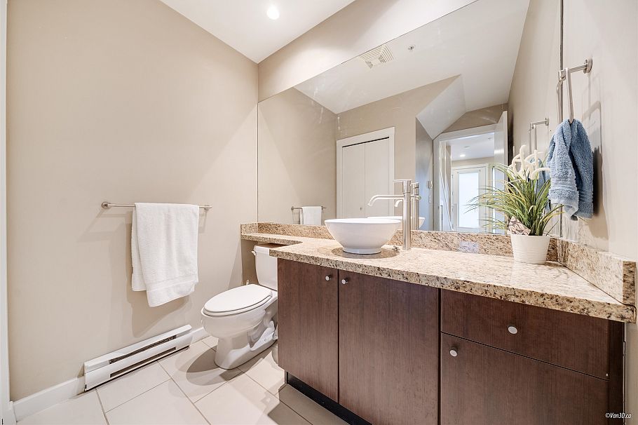 2 1863 Wesbrook Mall Vancouver, BC - 28