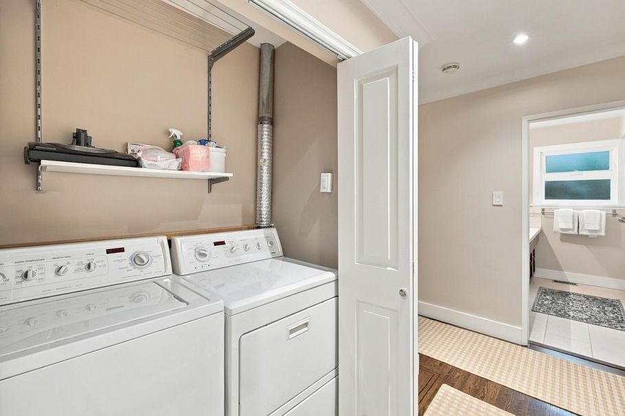 5788 Crown Street Vancouver, BC - 29