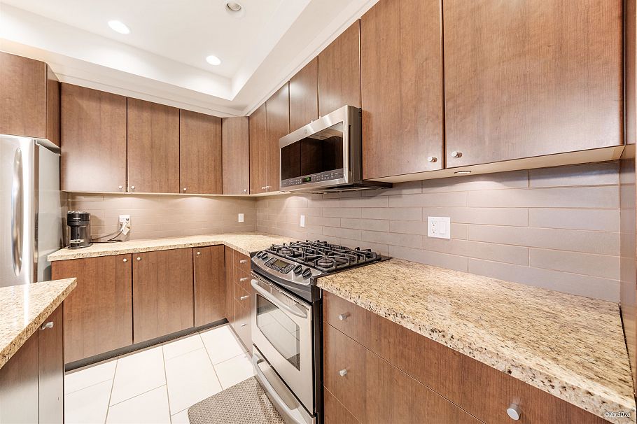 2 1863 Wesbrook Mall Vancouver, BC - 21
