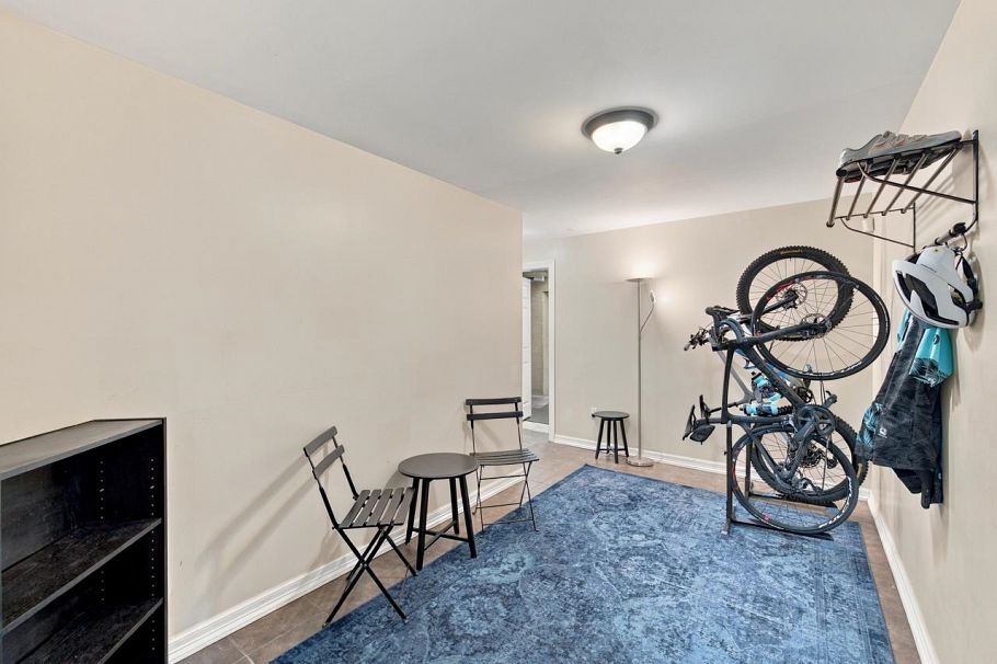5788 Crown Street Vancouver, BC - 30