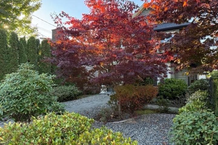 2023 Larson Road North Vancouver, BC - 38