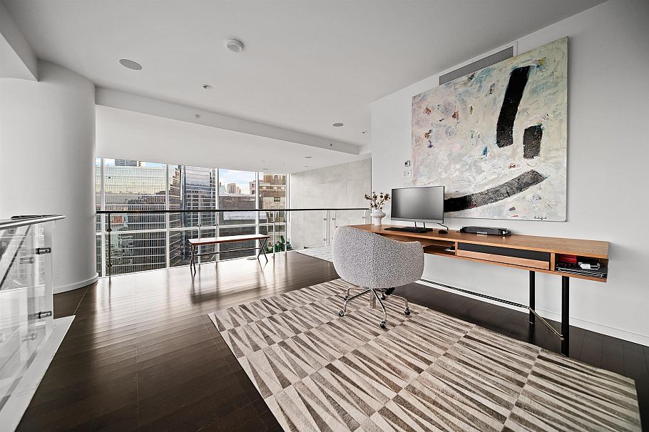 2603 1011 W Cordova Street Vancouver, BC - 26