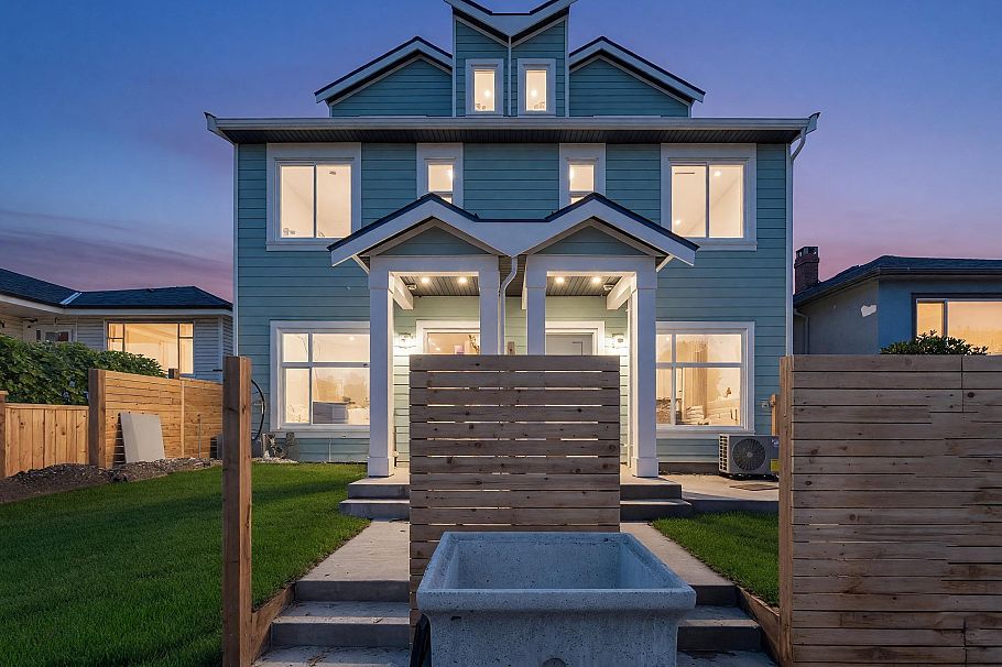 1 4587 Knight Street Vancouver, BC - 34