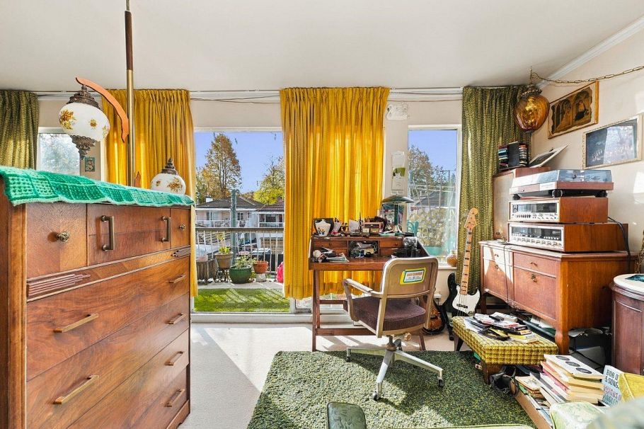 2214 E 4th Avenue Vancouver, BC - 18