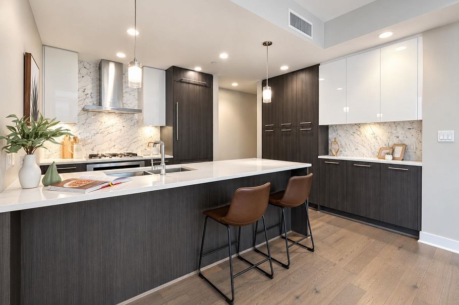 211 677 W 41st Avenue Vancouver, BC - 7