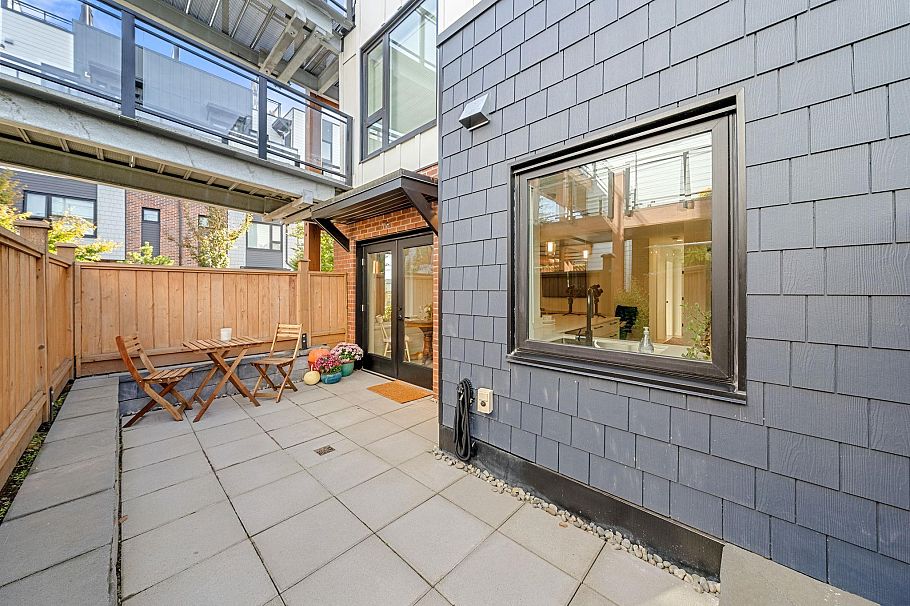 157 555 E 2nd Street North Vancouver, BC - 34