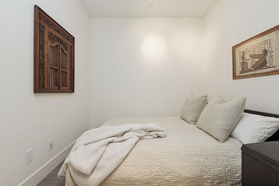 318 3602 Aldercrest Drive North Vancouver, BC - 14