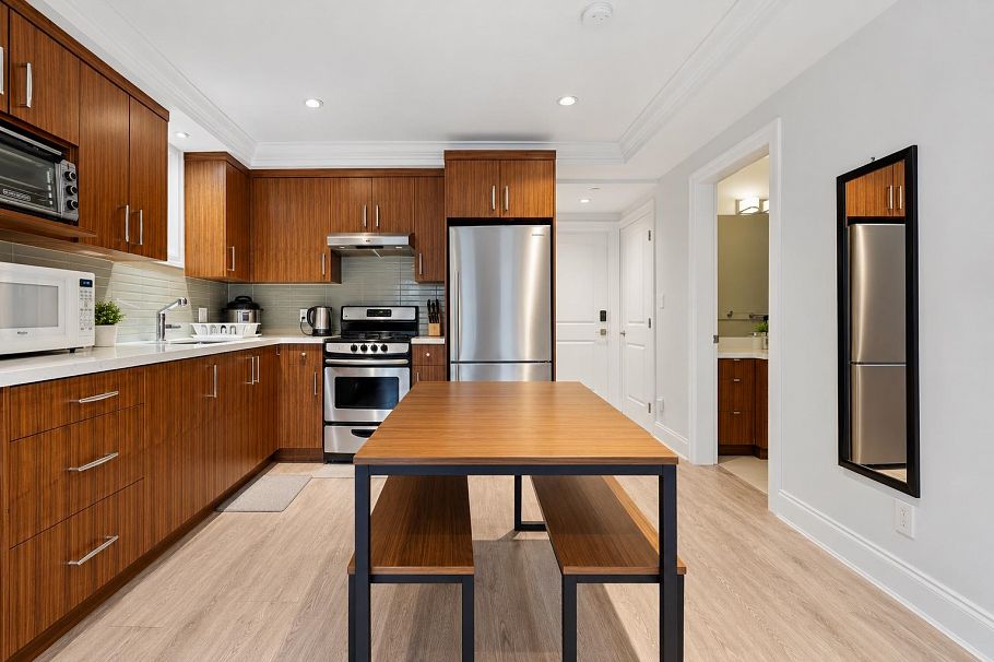 3475 W 24th Avenue Vancouver, BC - 25