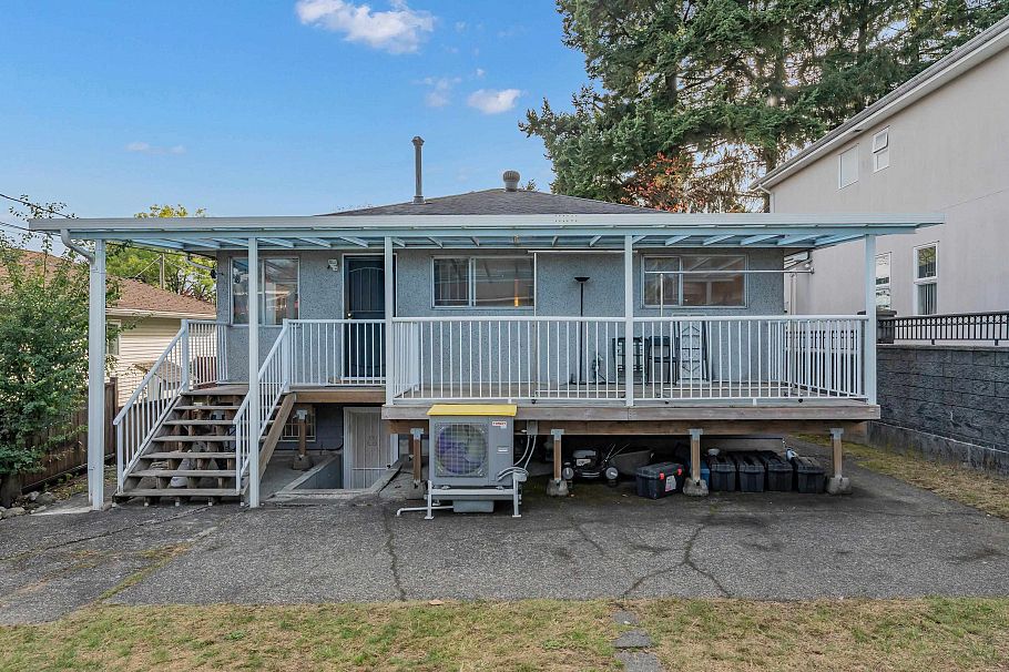 3631 Wellington Avenue Vancouver, BC - 21