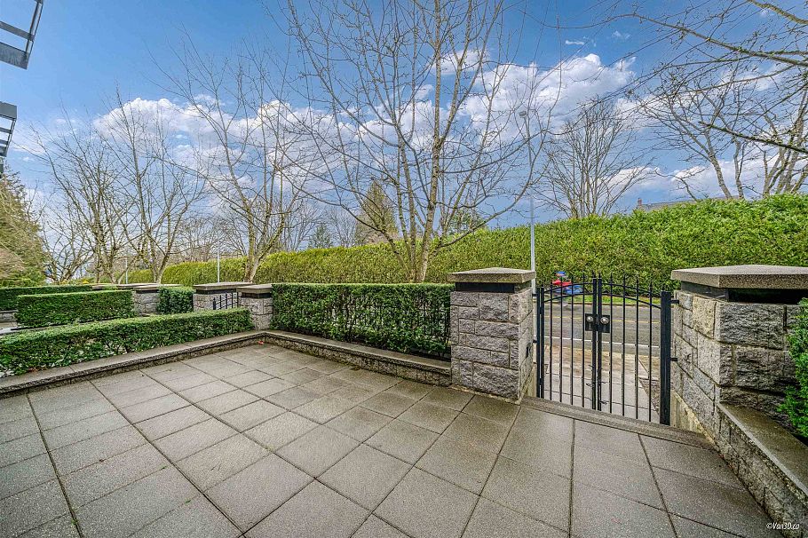 2 1863 Wesbrook Mall Vancouver, BC - 35