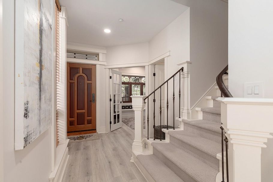 1976 W 12th Avenue Vancouver, BC - 1