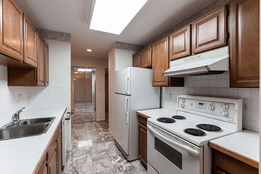 106 333 Wethersfield Drive Vancouver, BC - 9