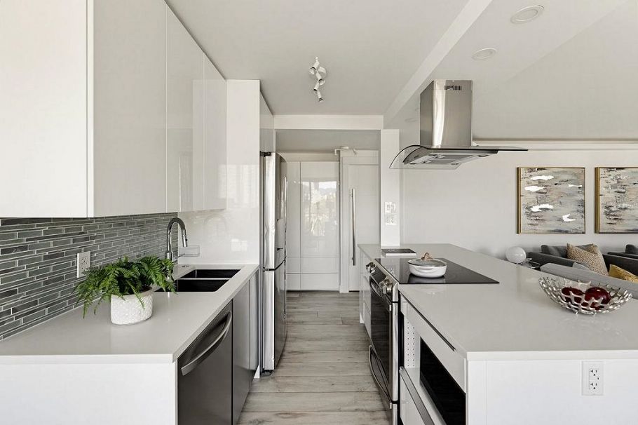 1103 1575 Beach Avenue Vancouver, BC - 14