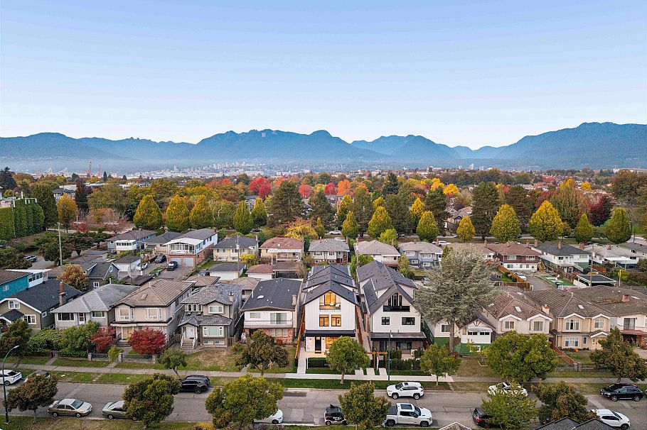1 2541 E 2nd Avenue Vancouver, BC - 15