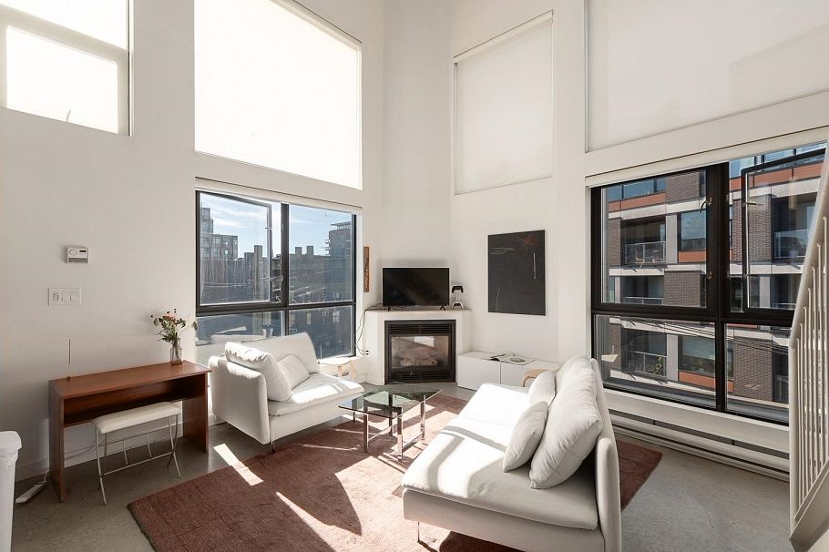 404 234 E 5th Avenue Vancouver, BC - 3