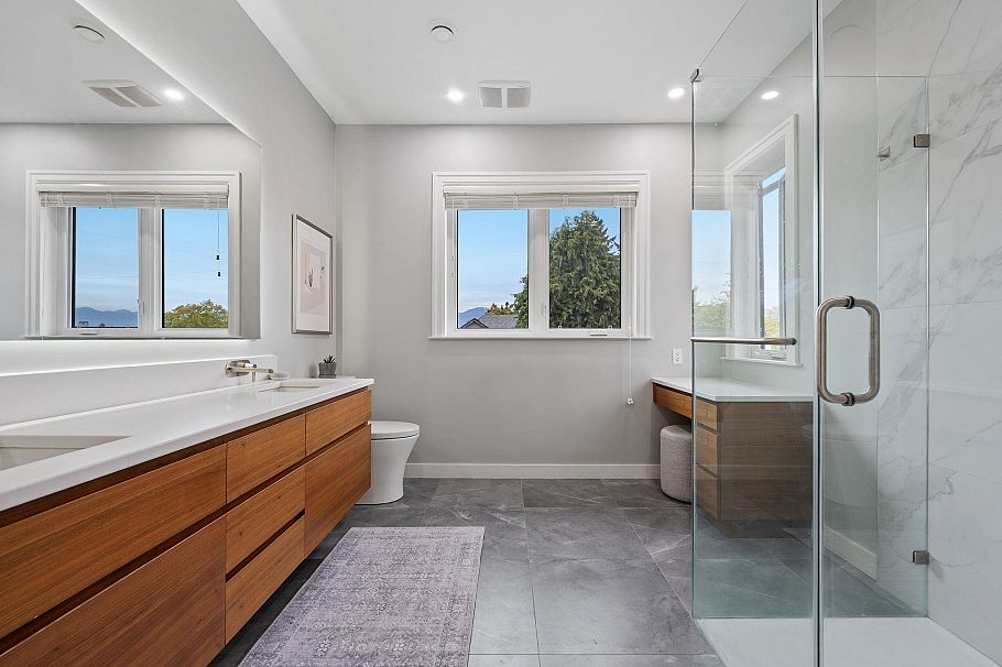 3475 W 24th Avenue Vancouver, BC - 16