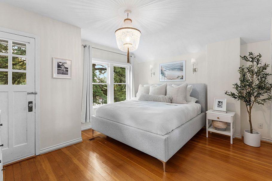 1 650 W Keith Road North Vancouver, BC - 13