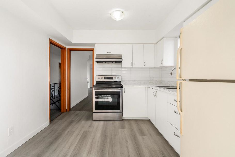 6527 Tyne Street Vancouver, BC - 11