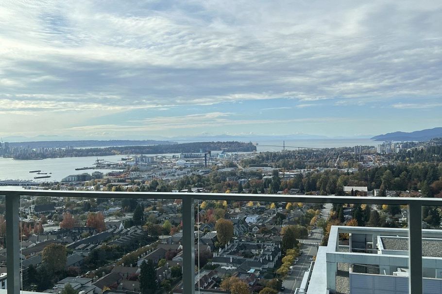 2204 128 W 15th Street North Vancouver, BC - 5