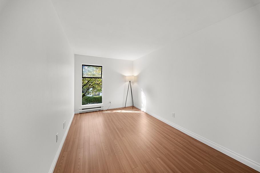 108 251 W 4th Street North Vancouver, BC - 10