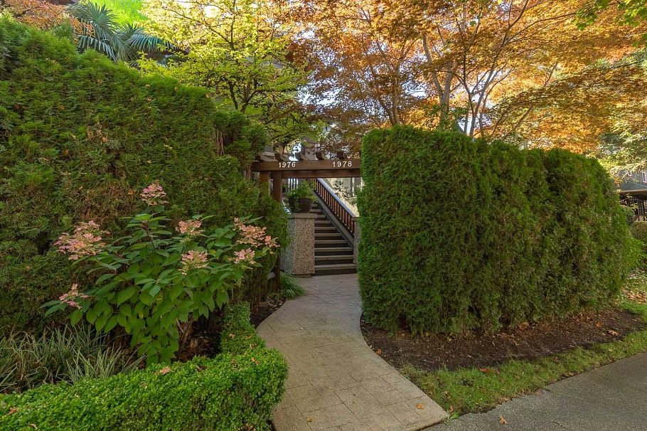 1976 W 12th Avenue Vancouver, BC - 8