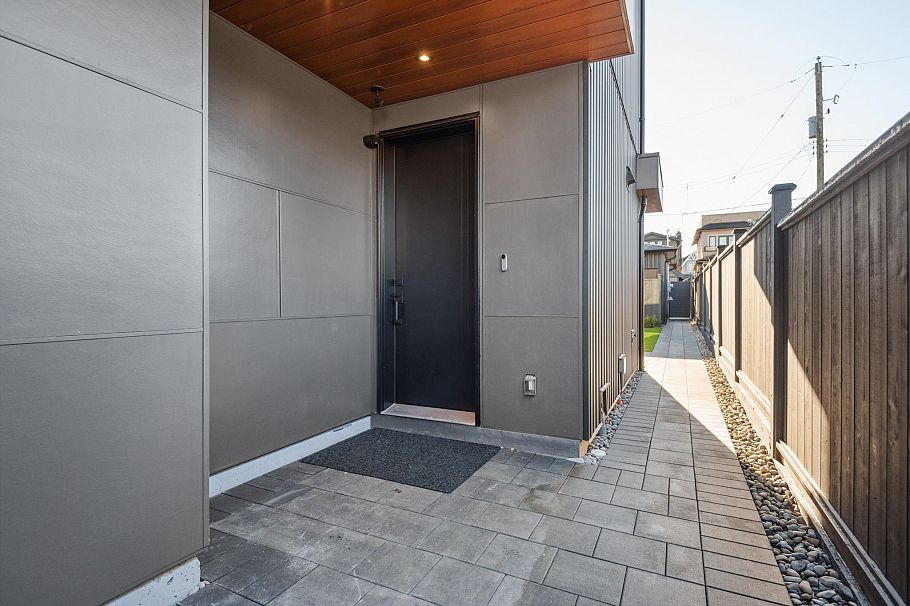 2 3620 W 20th Avenue Vancouver, BC - 6