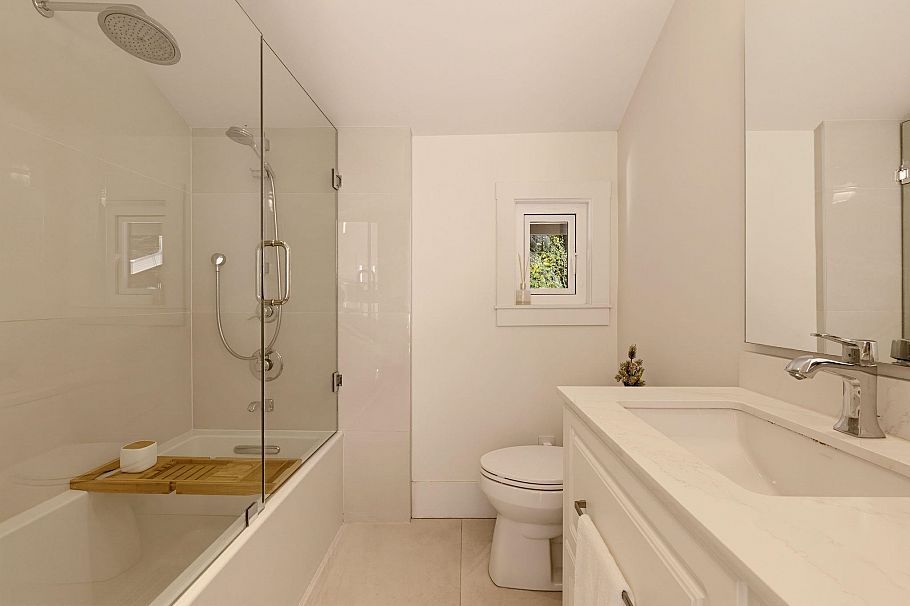 5274 Cliffridge Avenue North Vancouver, BC - 29