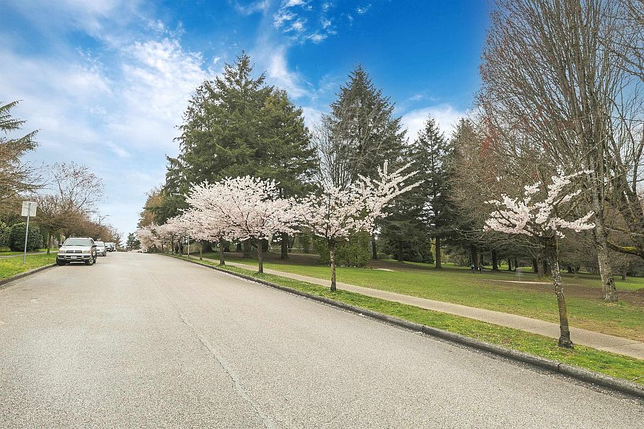 14 W 37th Avenue Vancouver, BC - 23