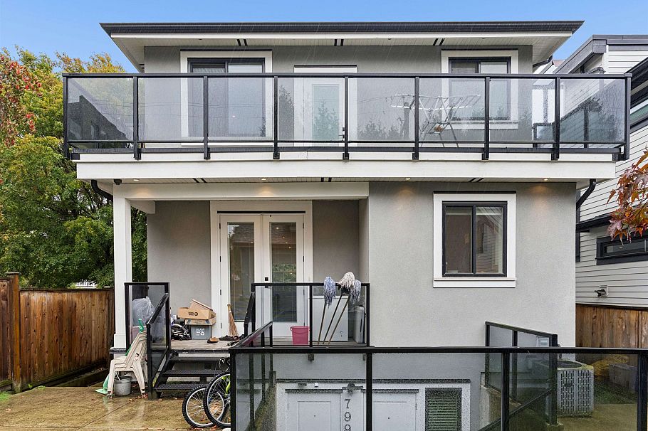 797 E 18th Avenue Vancouver, BC - 32