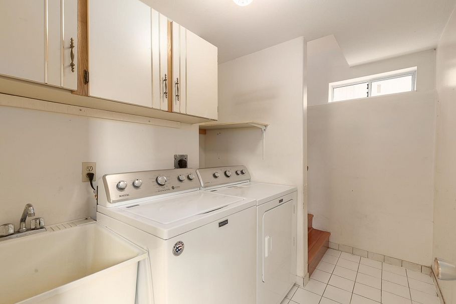 3078 E 6th Avenue Vancouver, BC - 31