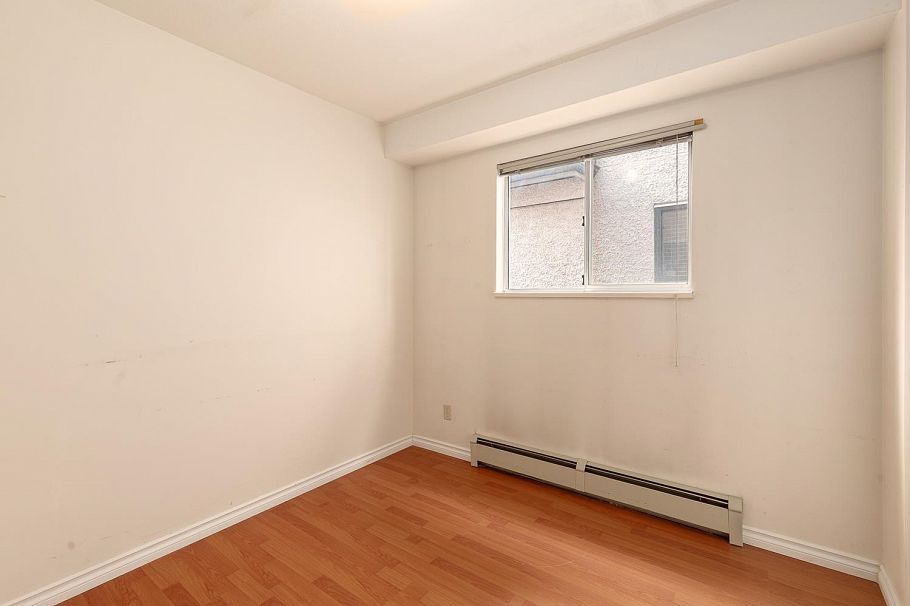 3078 E 6th Avenue Vancouver, BC - 17