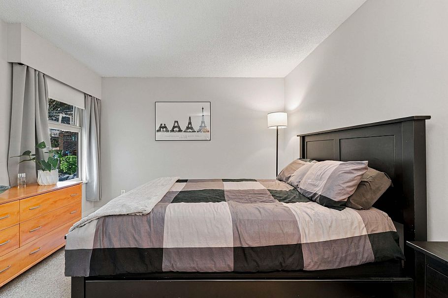 2026 Purcell Way North Vancouver, BC - 13