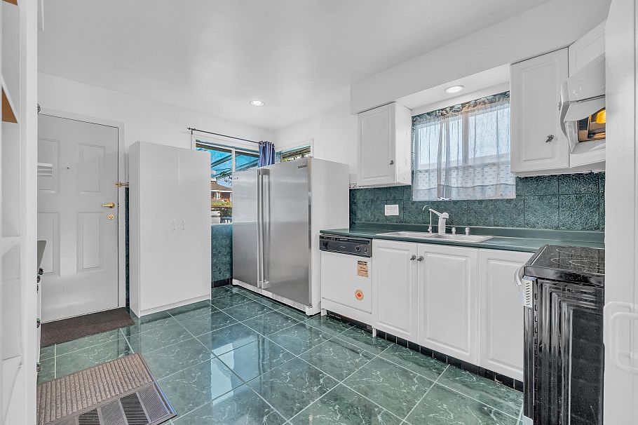 3631 Wellington Avenue Vancouver, BC - 15