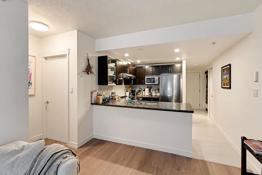 213 2520 Manitoba Street Vancouver, BC - 7