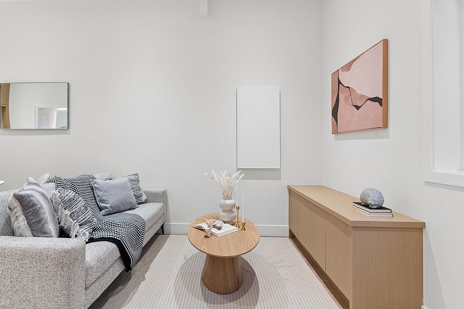 2543 E 2nd Avenue Vancouver, BC - 8