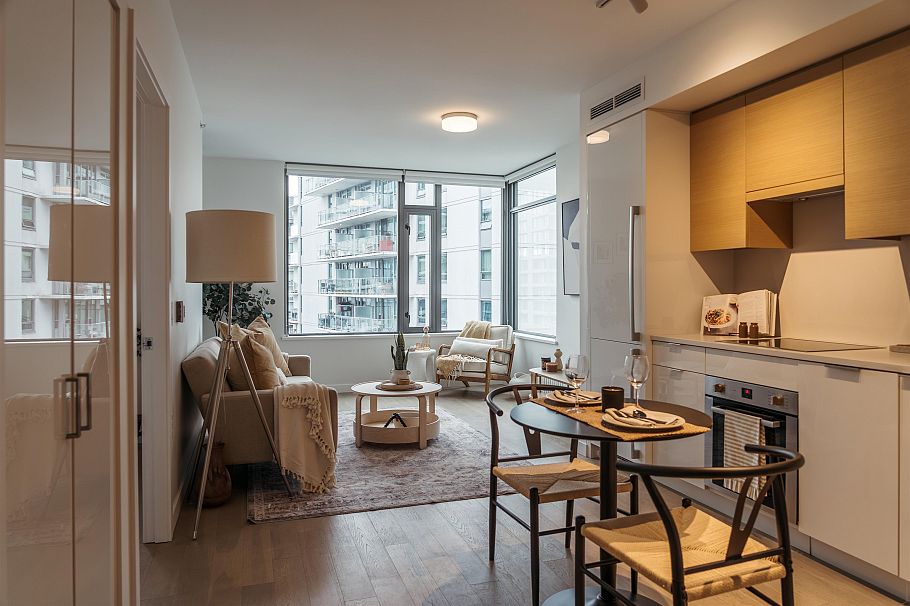 1009 1688 Pullman Porter Street Vancouver, BC - 2