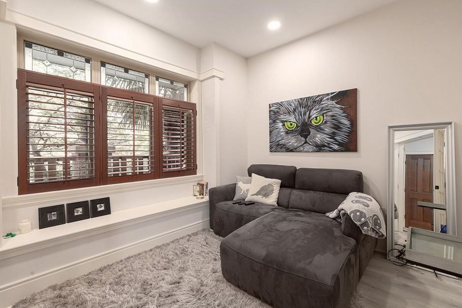 1976 W 12th Avenue Vancouver, BC - 17