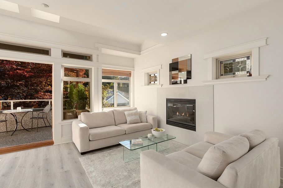 1976 W 12th Avenue Vancouver, BC - 4