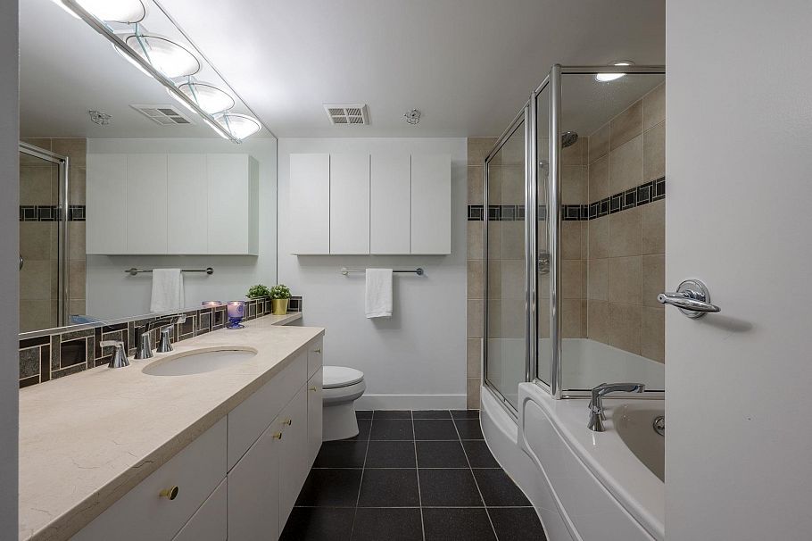 2607 198 Aquarius Mews Vancouver, BC - 29