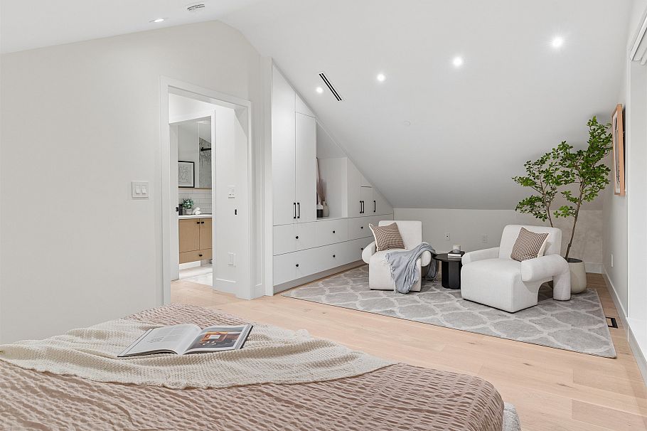 1 2541 E 2nd Avenue Vancouver, BC - 11