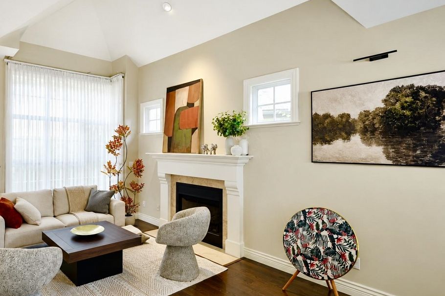 6380 Larkin Drive Vancouver, BC - 4