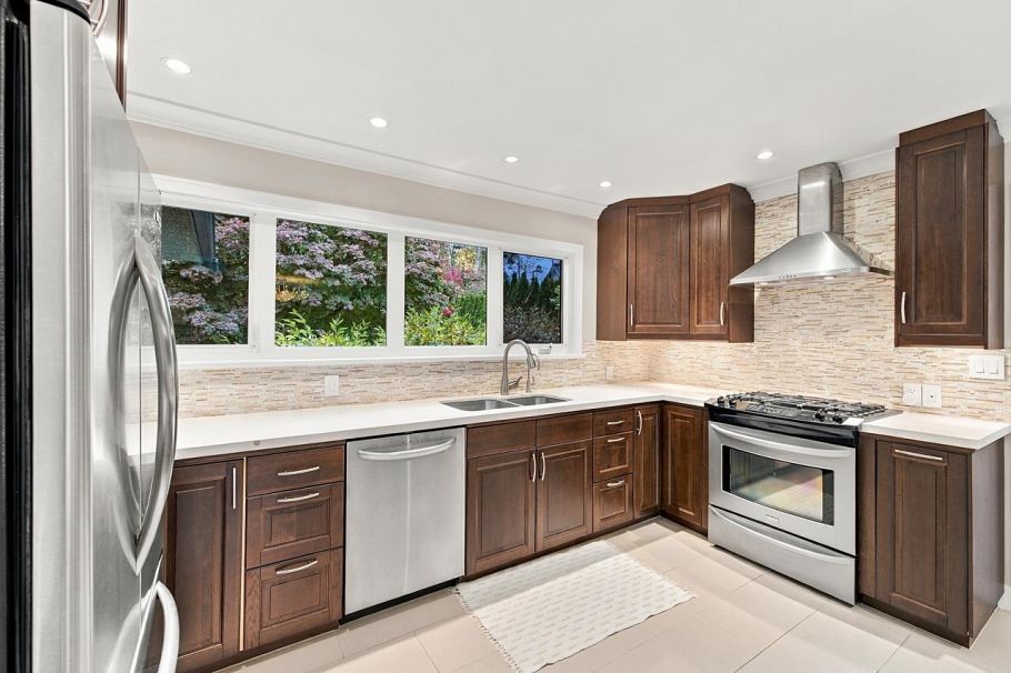 5788 Crown Street Vancouver, BC - 21