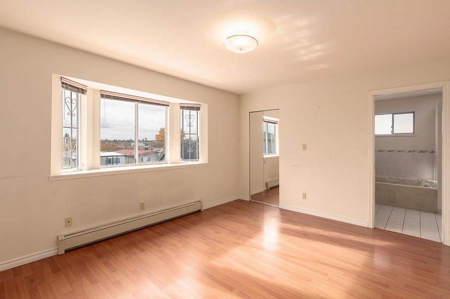 3078 E 6th Avenue Vancouver, BC - 27