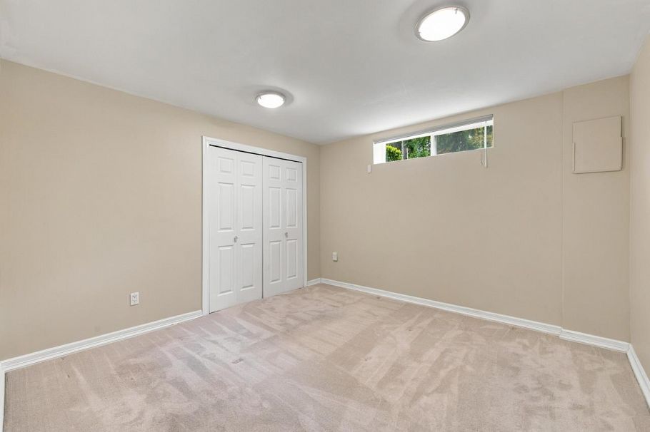 5788 Crown Street Vancouver, BC - 36