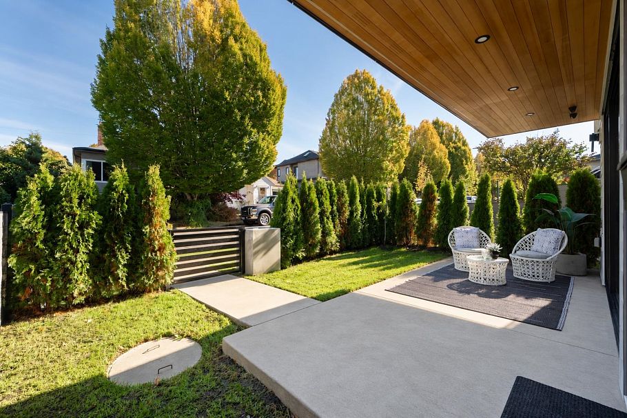 1 5023 Ross Street Vancouver, BC - 3