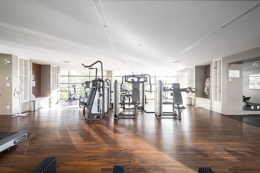 318 3602 Aldercrest Drive North Vancouver, BC - 18