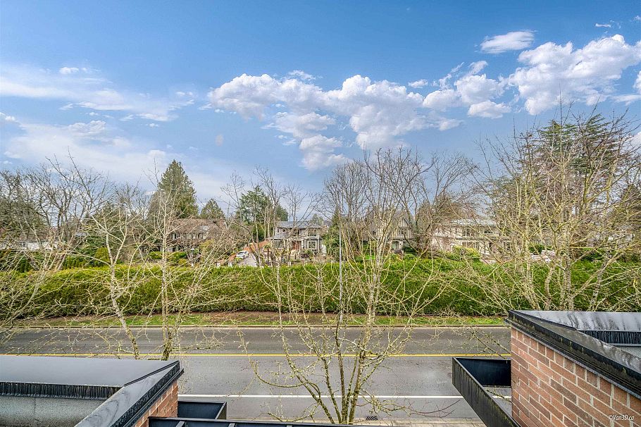 2 1863 Wesbrook Mall Vancouver, BC - 38